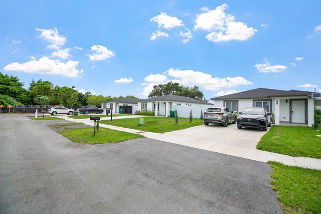 22810 SW 122nd Ct, Miami, FL 33170