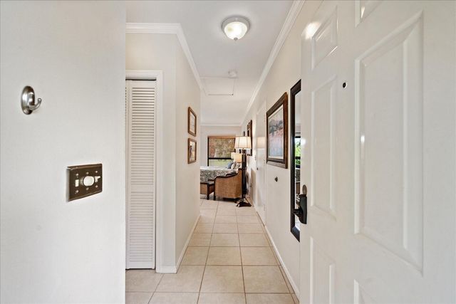13334 Polo Club Road 328, Wellington, FL 33414