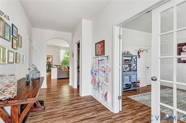 10146 Cameron Ridge Dr, Ashland, VA 23005