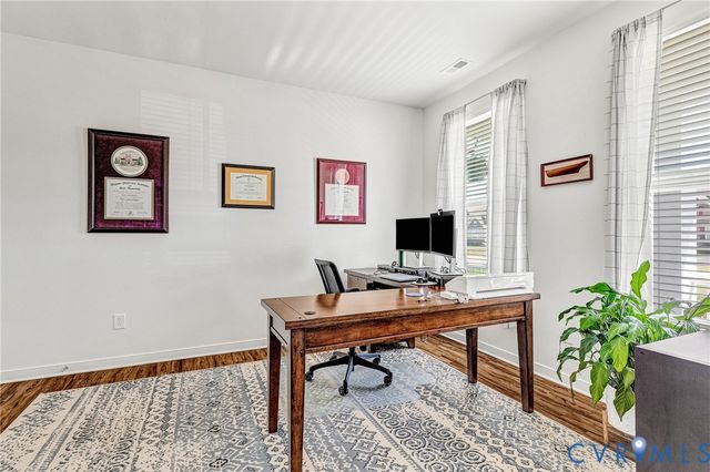 10146 Cameron Ridge Dr, Ashland, VA 23005