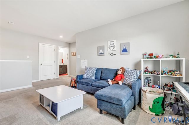 10146 Cameron Ridge Dr, Ashland, VA 23005
