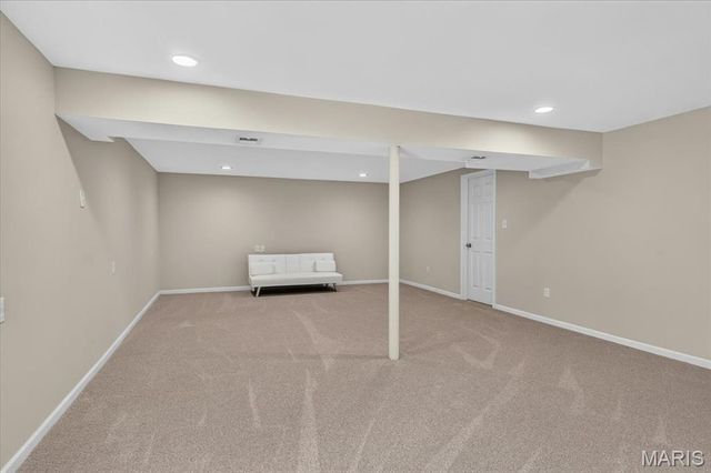 1349 Andrew Drive, Glendale, MO 63122