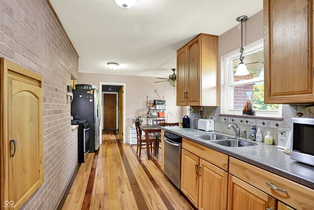 4616 Eastbourne Drive, Indianapolis, IN 46226