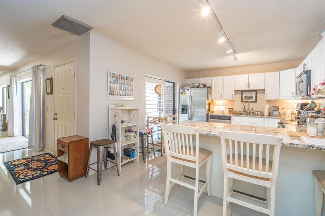 1314 13th Terrace, Palm Beach Gardens, FL 33418
