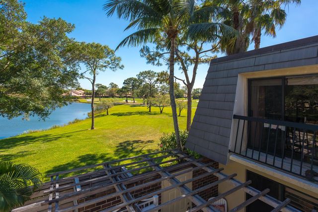 1314 13th Terrace, Palm Beach Gardens, FL 33418