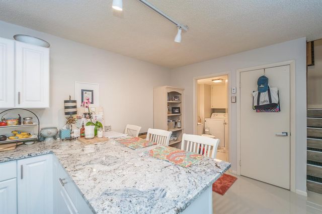 1314 13th Terrace, Palm Beach Gardens, FL 33418