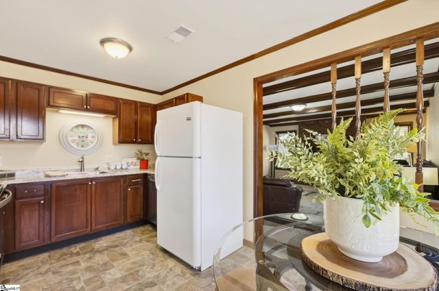 102 Ambergate Court, Greer, SC 29650