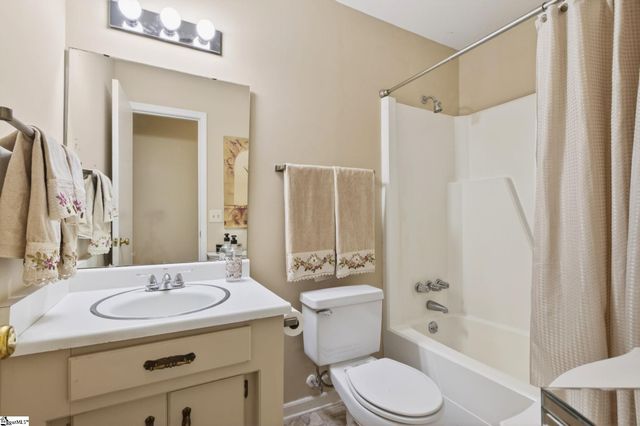 102 Ambergate Court, Greer, SC 29650