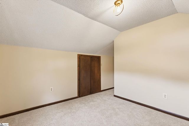 102 Ambergate Court, Greer, SC 29650