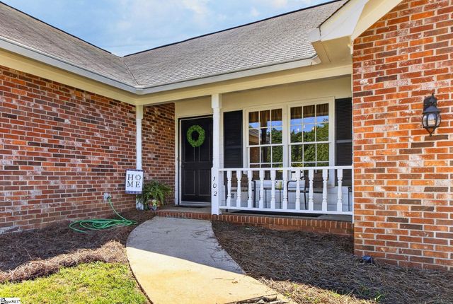 102 Ambergate Court, Greer, SC 29650