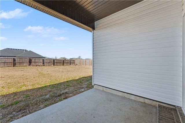 397 N Wyandotte Street, Farmington, AR 72730