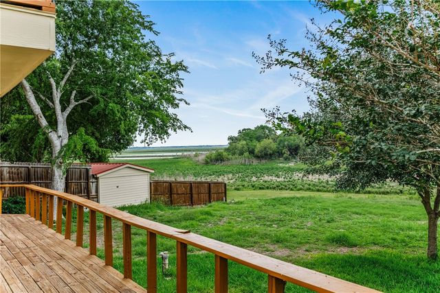 254 Vista Dr, Sandia, TX 78383