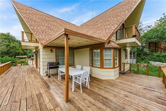 254 Vista Dr, Sandia, TX 78383