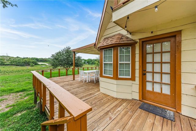 254 Vista Dr, Sandia, TX 78383