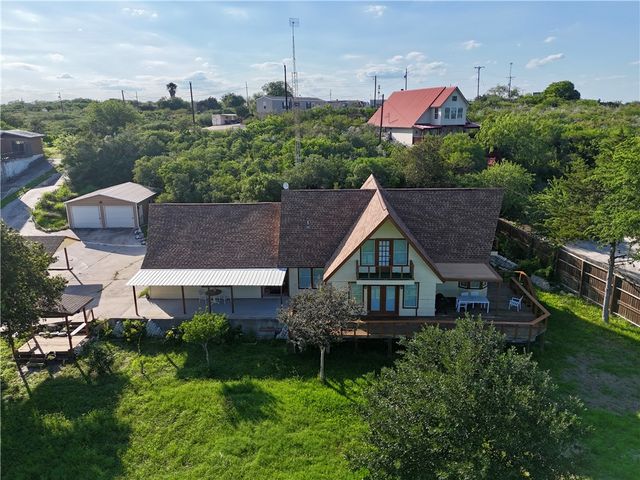 254 Vista Dr, Sandia, TX 78383