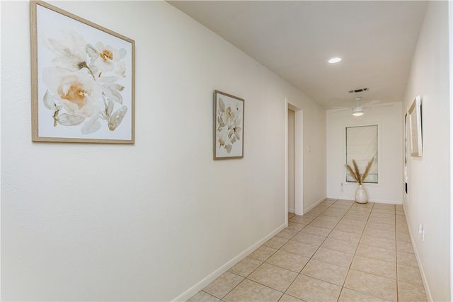 254 Vista Dr, Sandia, TX 78383