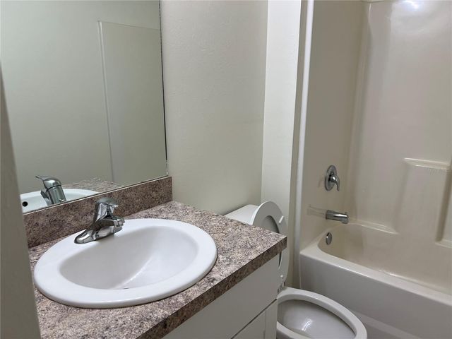 1042 BOUNDS STREET, Port Charlotte, FL 33952