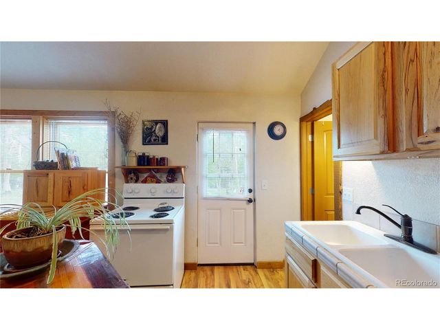 1011 Castle Ridge Vw, Cripple Creek, CO 80813
