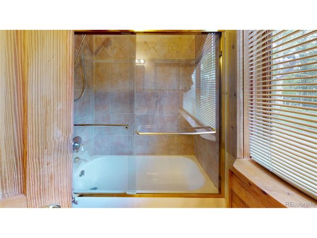 1011 Castle Ridge Vw, Cripple Creek, CO 80813