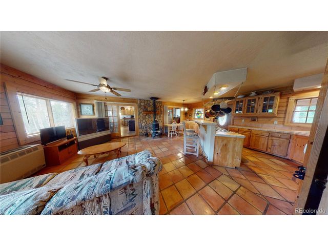 1011 Castle Ridge Vw, Cripple Creek, CO 80813