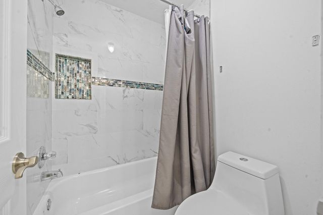 10926 Wynfield Springs Drive, Richmond, TX 77406