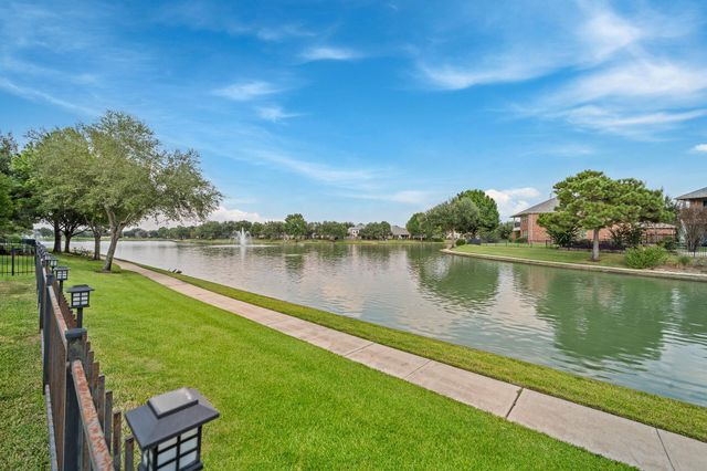 10926 Wynfield Springs Drive, Richmond, TX 77406