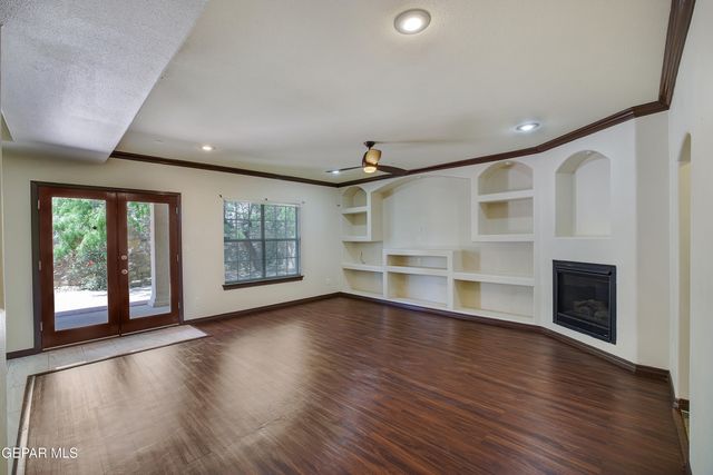 7729 BARTLETT LANDING Court, El Paso, TX 79912