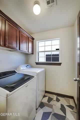 7729 BARTLETT LANDING Court, El Paso, TX 79912