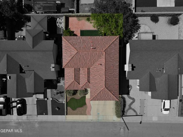 7729 BARTLETT LANDING Court, El Paso, TX 79912