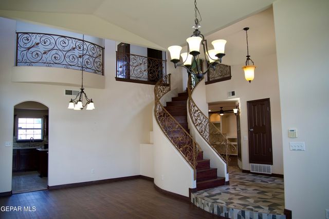 7729 BARTLETT LANDING Court, El Paso, TX 79912