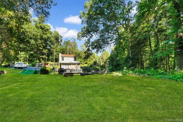 435 Birdsall Drive, Yorktown Heights, NY 10598