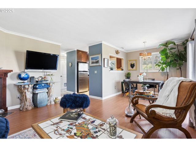 20910 FAWN Ct 1, West Linn, OR 97068