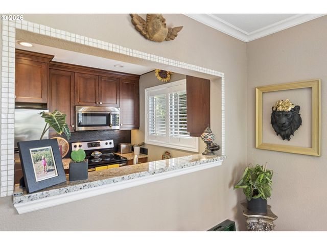20910 FAWN Ct 1, West Linn, OR 97068