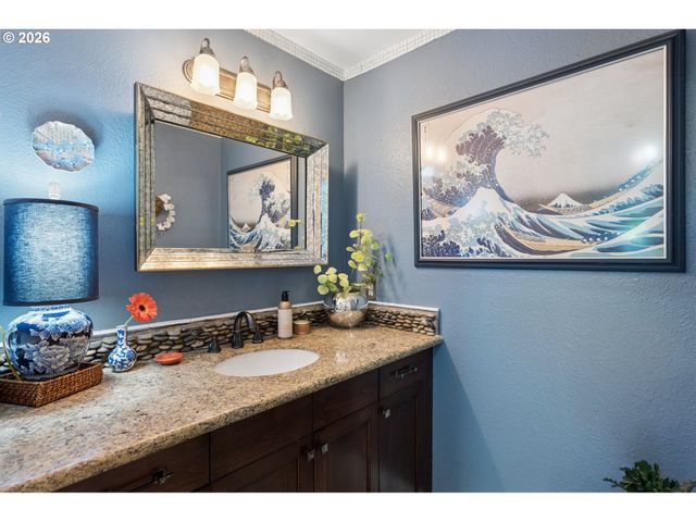 20910 FAWN Ct 1, West Linn, OR 97068