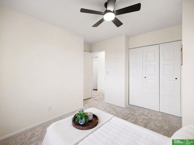 8740 Granville Parkway, La Vista, NE 68128