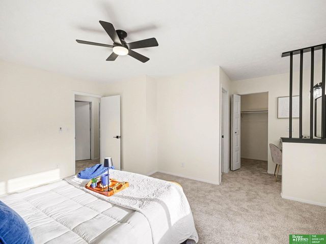 8740 Granville Parkway, La Vista, NE 68128