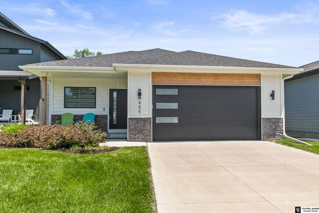 455 N Allen Street, Bennington, NE 68007