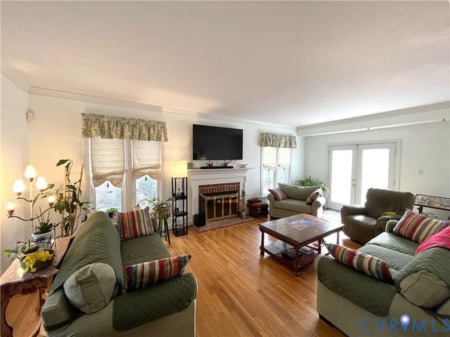 11803 Rochampton Sq, Henrico, VA 23238