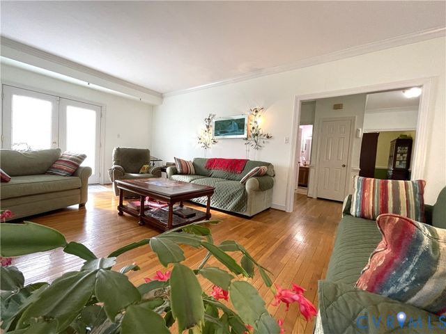 11803 Rochampton Sq, Henrico, VA 23238