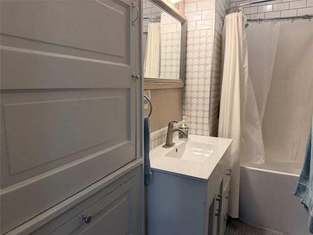 1126 S Oak Cliff Boulevard, Dallas, TX 75208