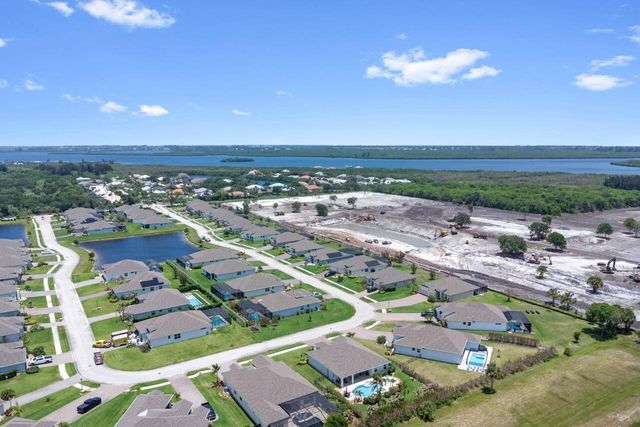 7203 33rd Square, Vero Beach, FL 32967