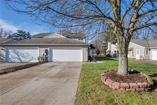 160 Marian Lane 6A, Berea, OH 44017