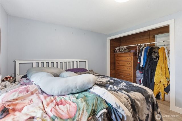12031 SE Kent Kangley Rd, Kent, WA 98030