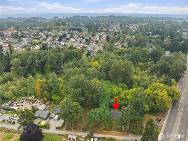 12031 SE Kent Kangley Rd, Kent, WA 98030