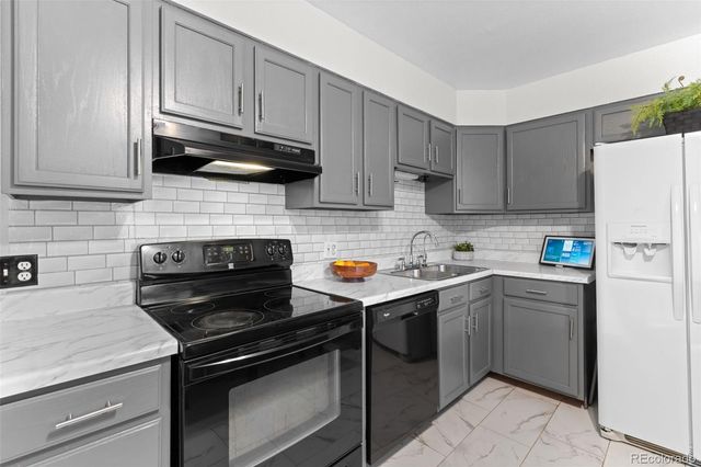 14900 E 55 th Avenue, Denver, CO 80239