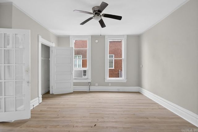 1923 S Izard, Little Rock, AR 72206