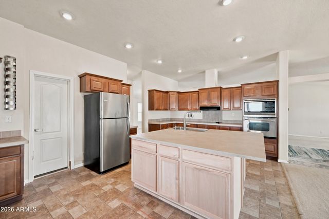 10720 W Landmark Lane, Casa Grande, AZ 85193