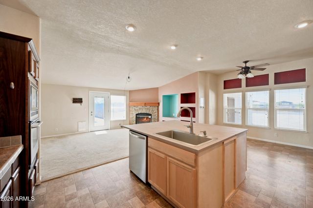 10720 W Landmark Lane, Casa Grande, AZ 85193