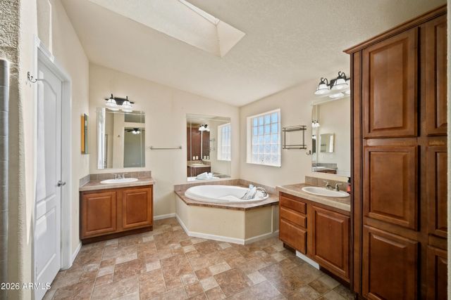 10720 W Landmark Lane, Casa Grande, AZ 85193