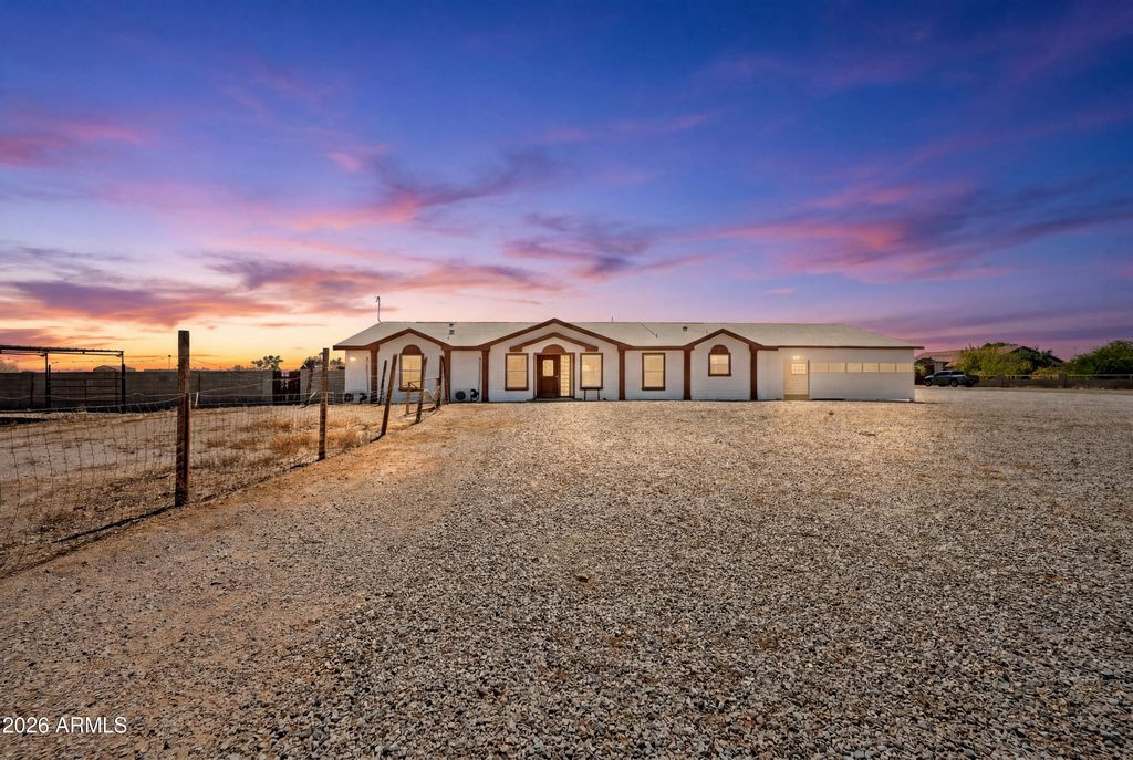 10720 W Landmark Lane, Casa Grande, AZ 85193